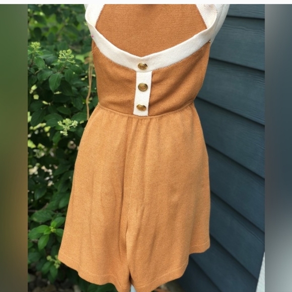 Romper - Picture 2 of 2